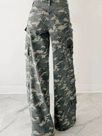 Camo Print Wide Leg Cargo Jeans - Charmdeals
