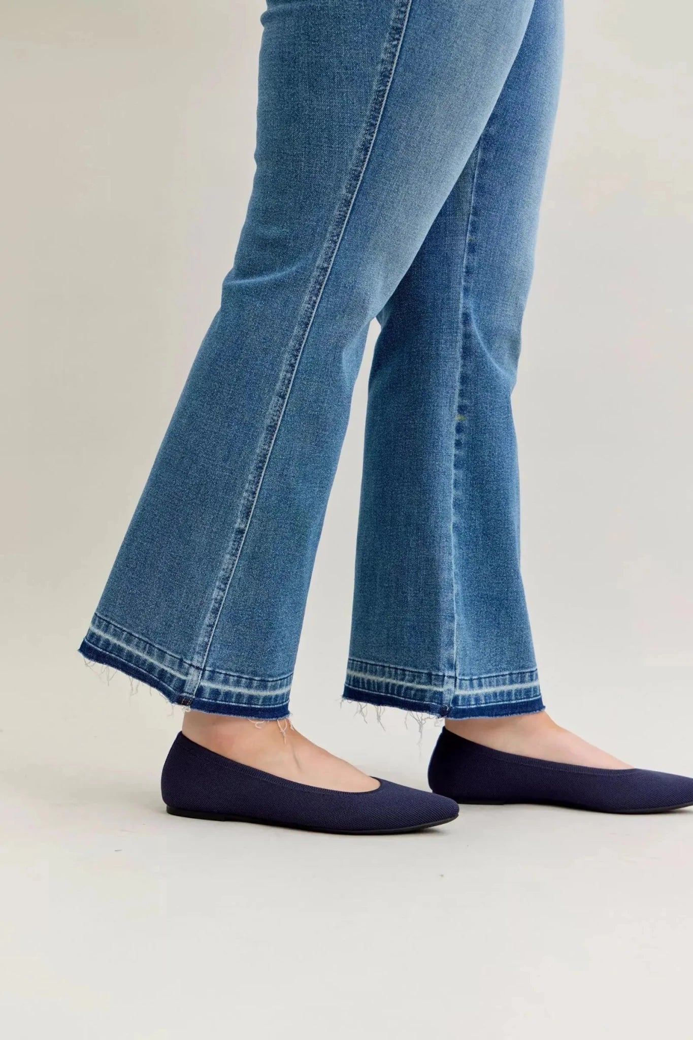 Judy Blue Full Size Mid Rise Slim Bootcut Tummy Control Release Hem Jeans Plus Size - Charmdeals