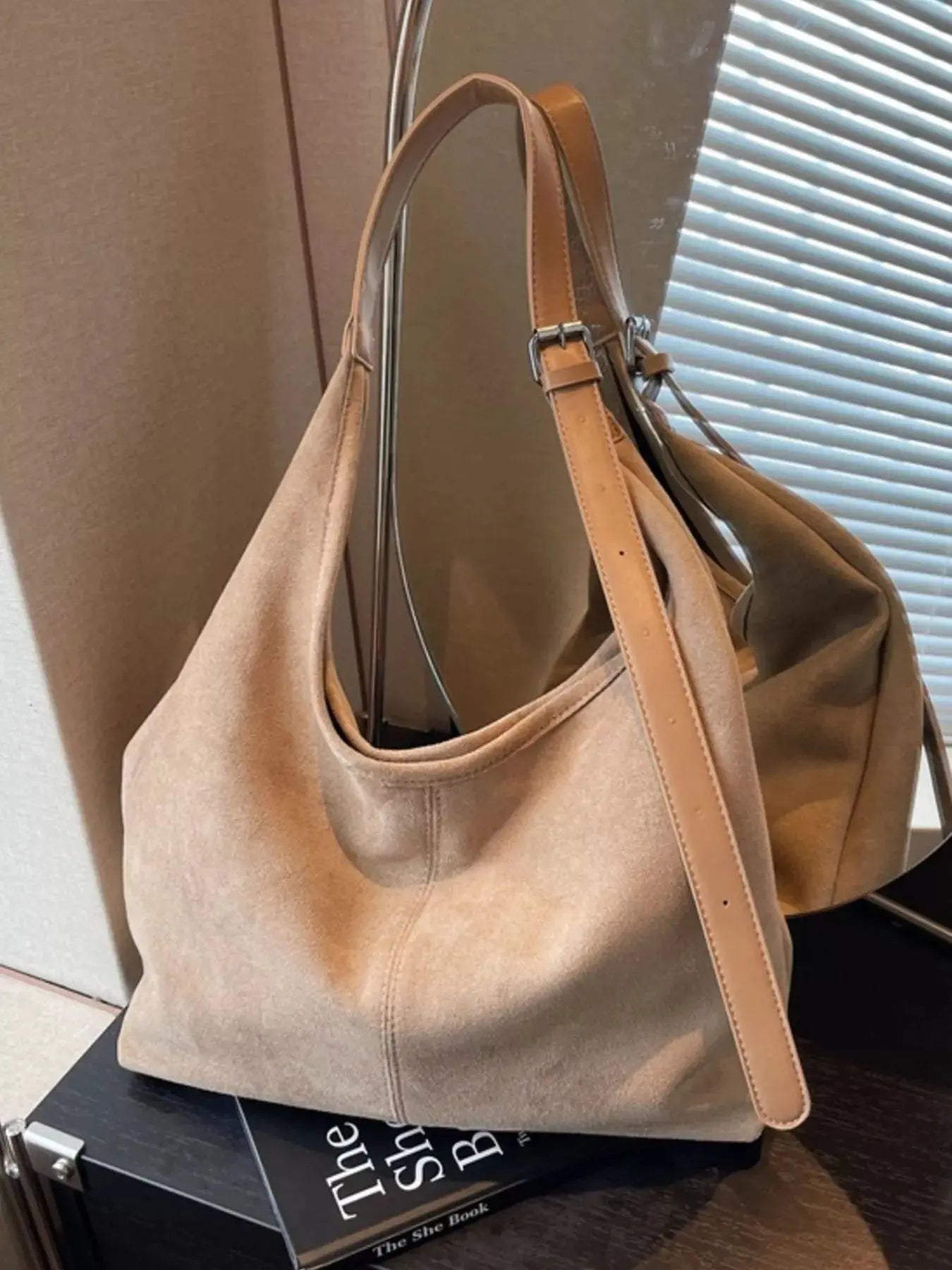 Lightweight Adjustable Strap Handbag - Charmdeals