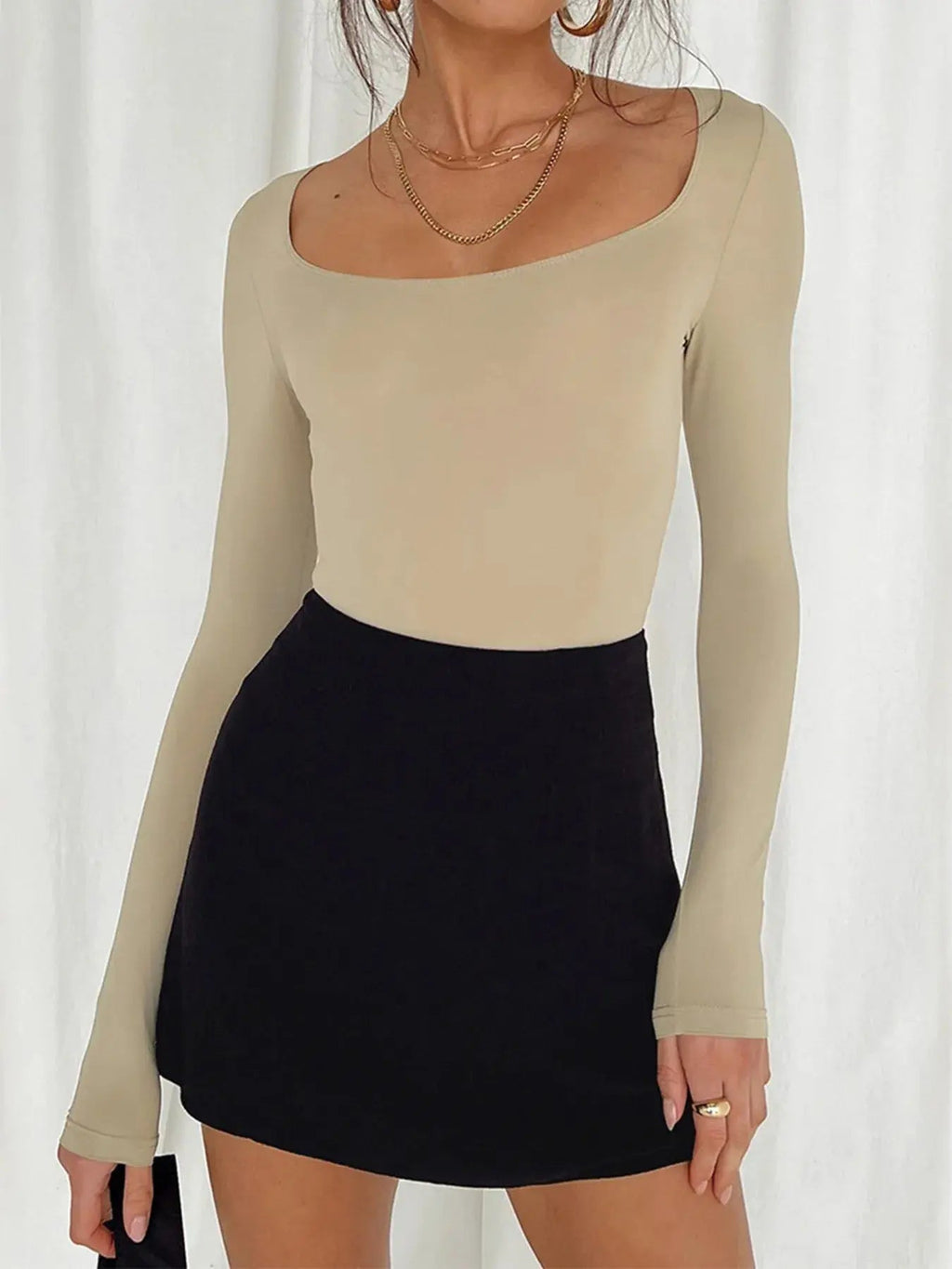 Long Sleeve Scoop Neck Fitted T-Shirt - Charmdeals