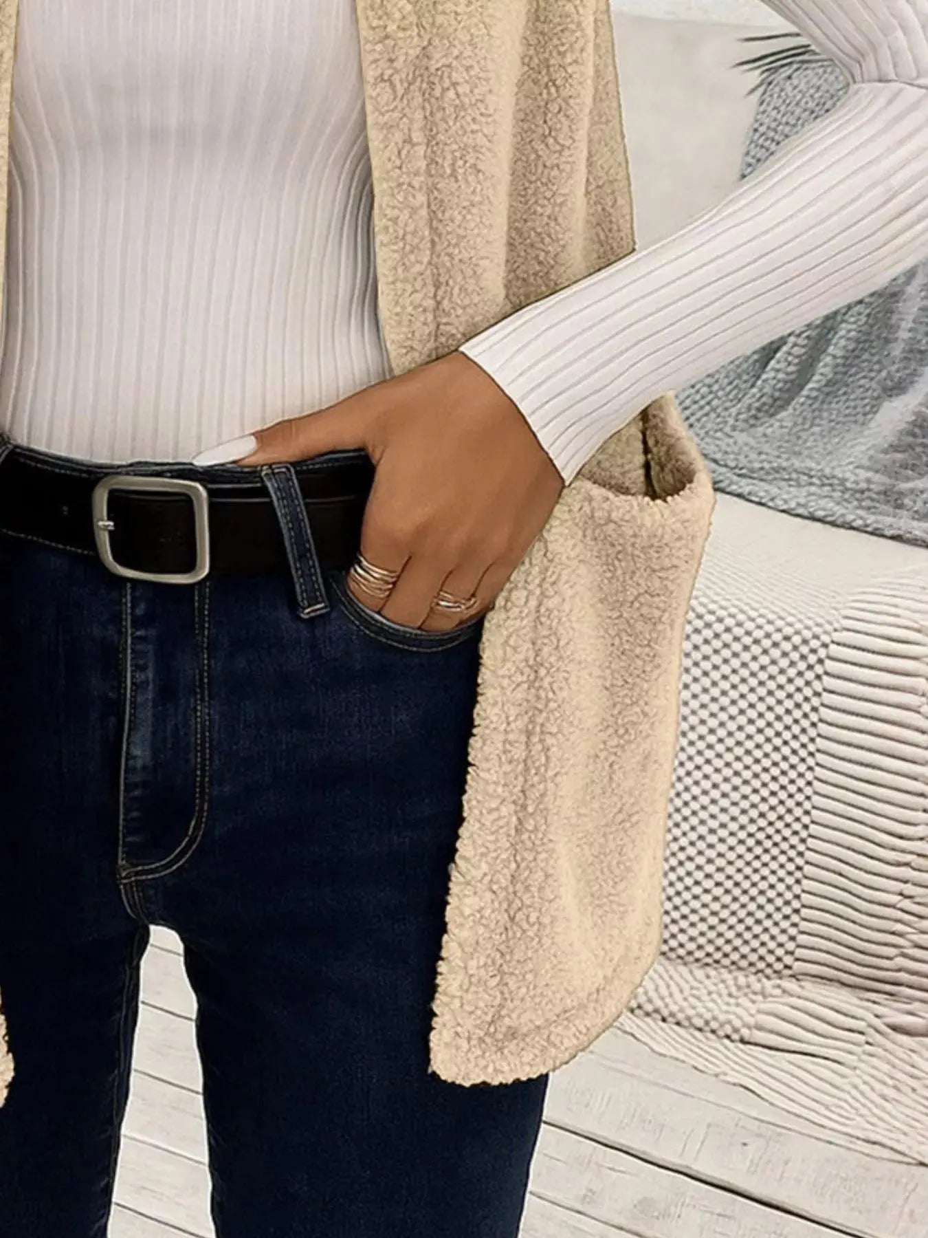 Sleeveless Fuzzy Fleece Vest Coat - Charmdeals