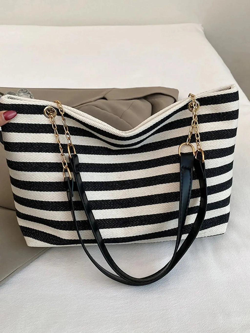 Striped Shoulder Bag with Chain Detail - Charmdeals