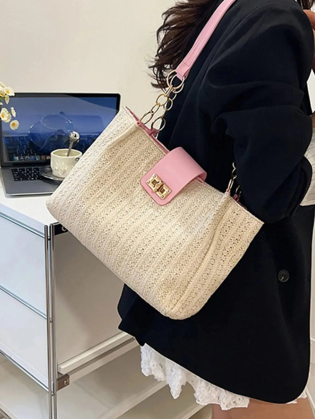 Woven Straw Shoulder Bag - Charmdeals
